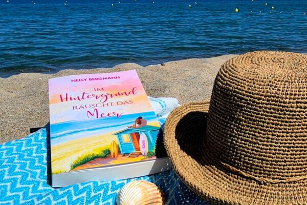 Buch IHRDM am Strand